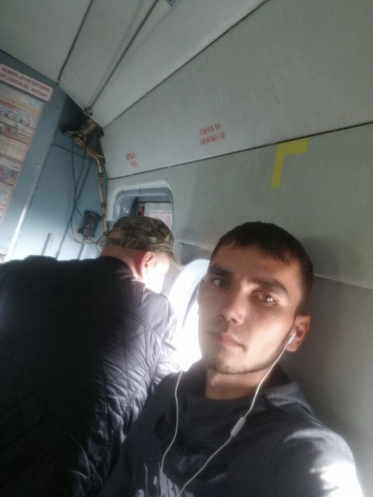  18742087  , 32 ,    