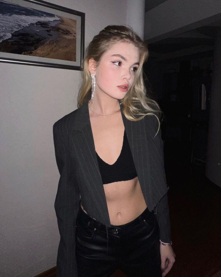 ���� 37577677 ������� ������, 23 ����, ���� ���������� � �����-����������