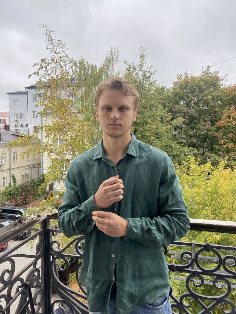  ,   Elias, 20 ,   ,   