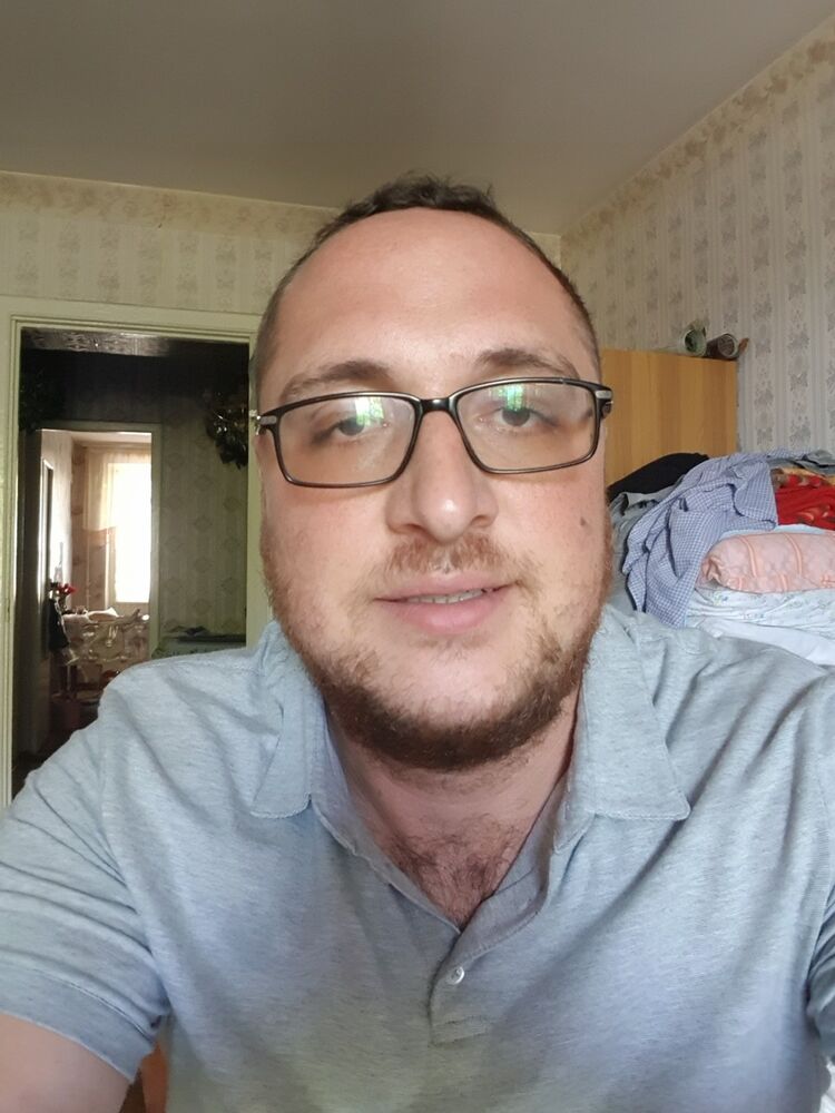  16726277  Mihai, 35 ,    Abbots Langley