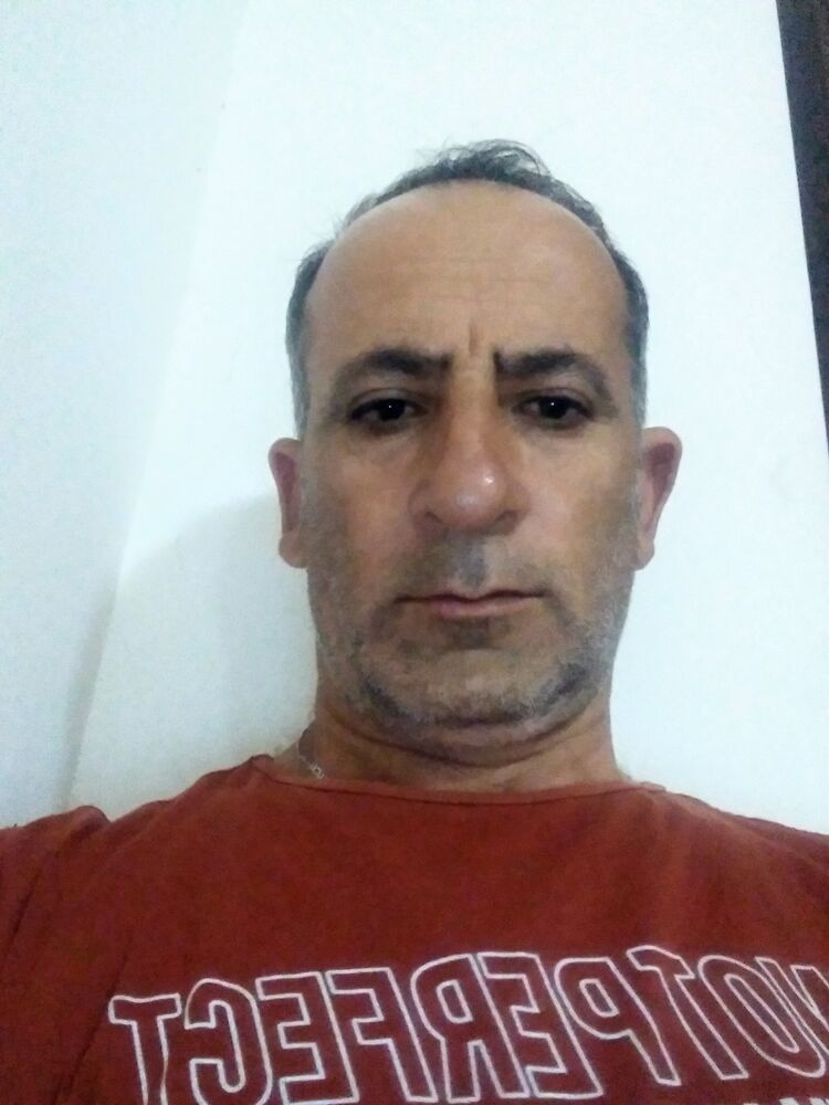  23726177  Kerem, 47 ,    