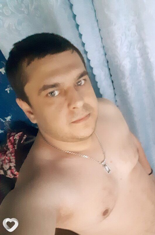 35398407  Vitalii, 34 ,    