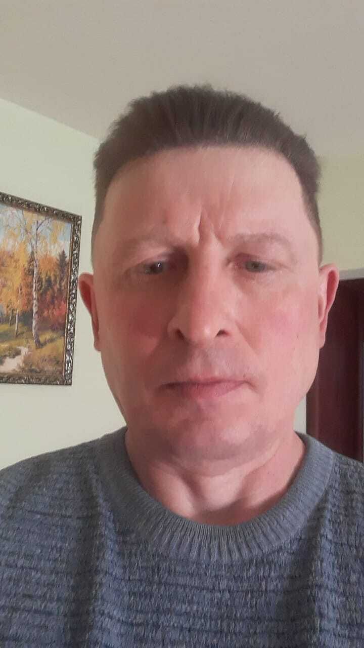  51585937  Vladimir, 52 ,    --