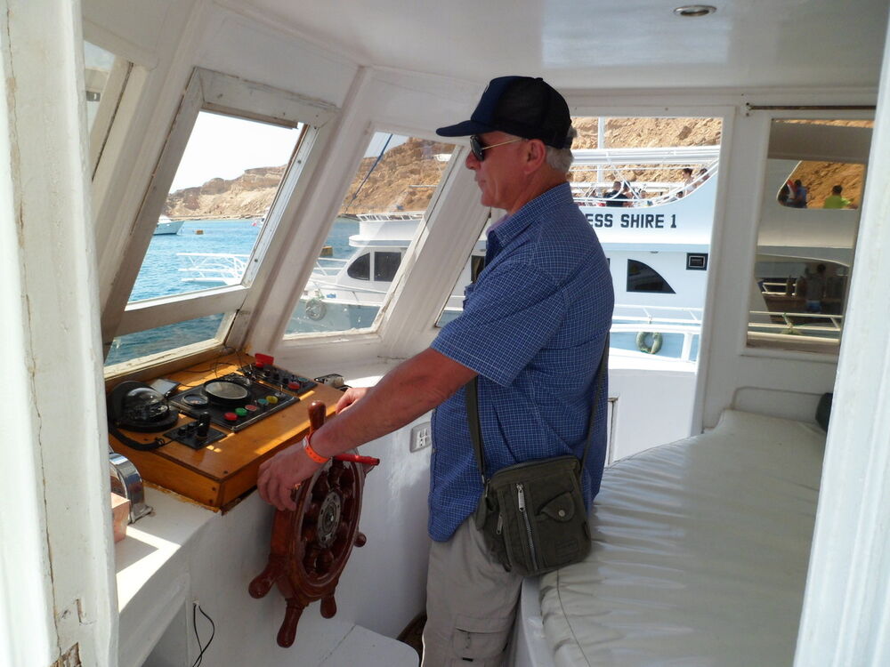  9174437  , 61 ,    -