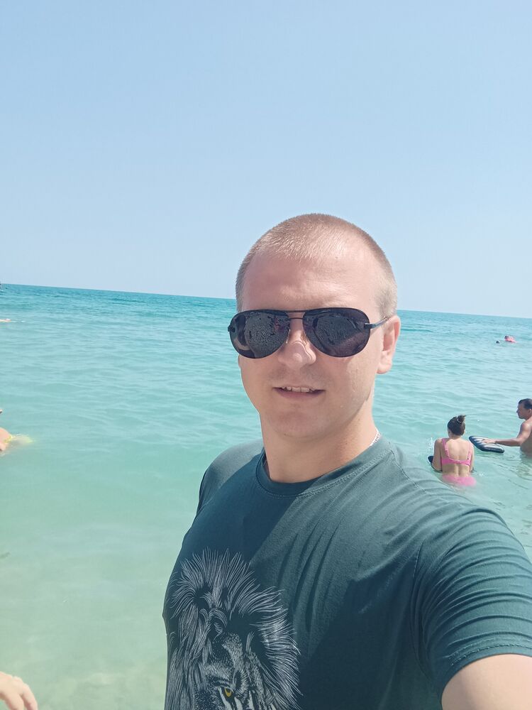 ���� 40127617 ������� �����, 33 ����, ���� ���������� � ��������������