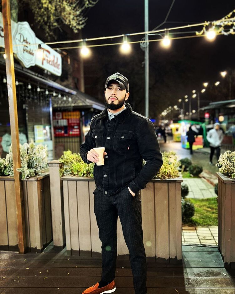  Hialeah,   Javokxir, 28 ,   ,   