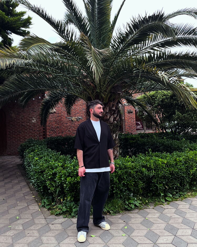  ,   George, 29 ,   ,   