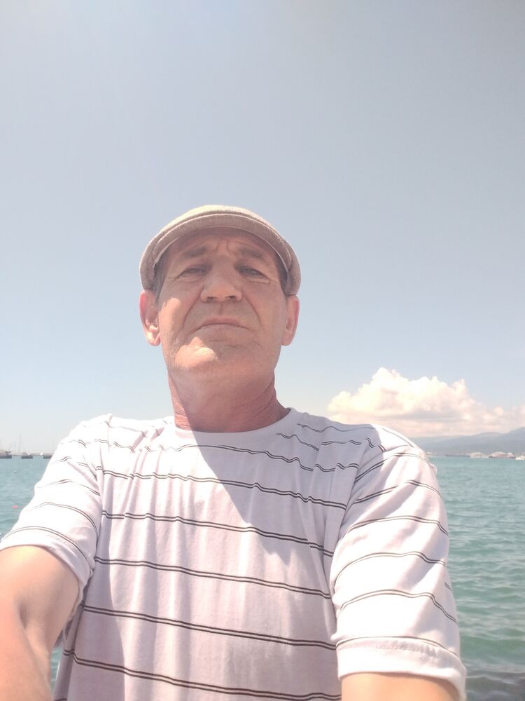  36562137  , 53 ,    