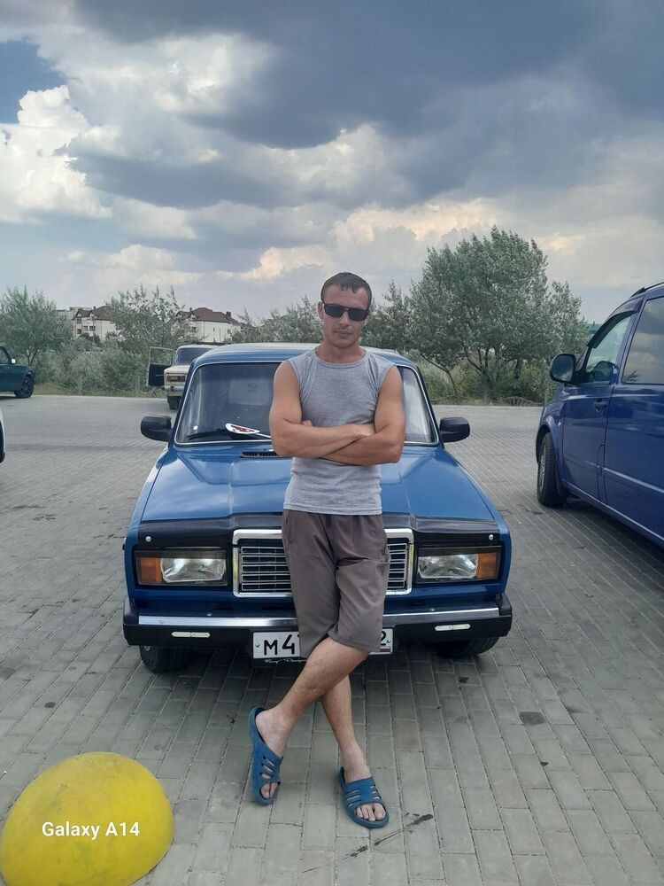  48009127  , 33 ,    