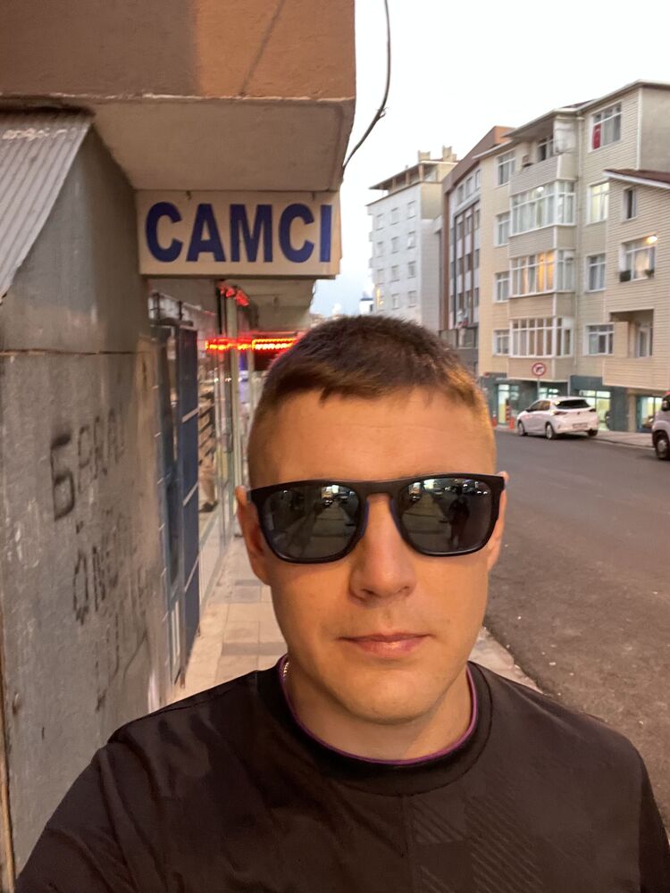  43684717  Yury, 35 ,    