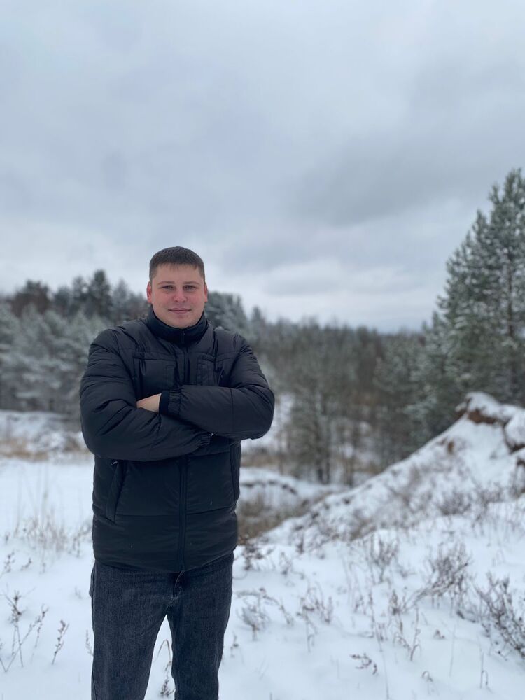   ,   Denis, 27 ,   ,   