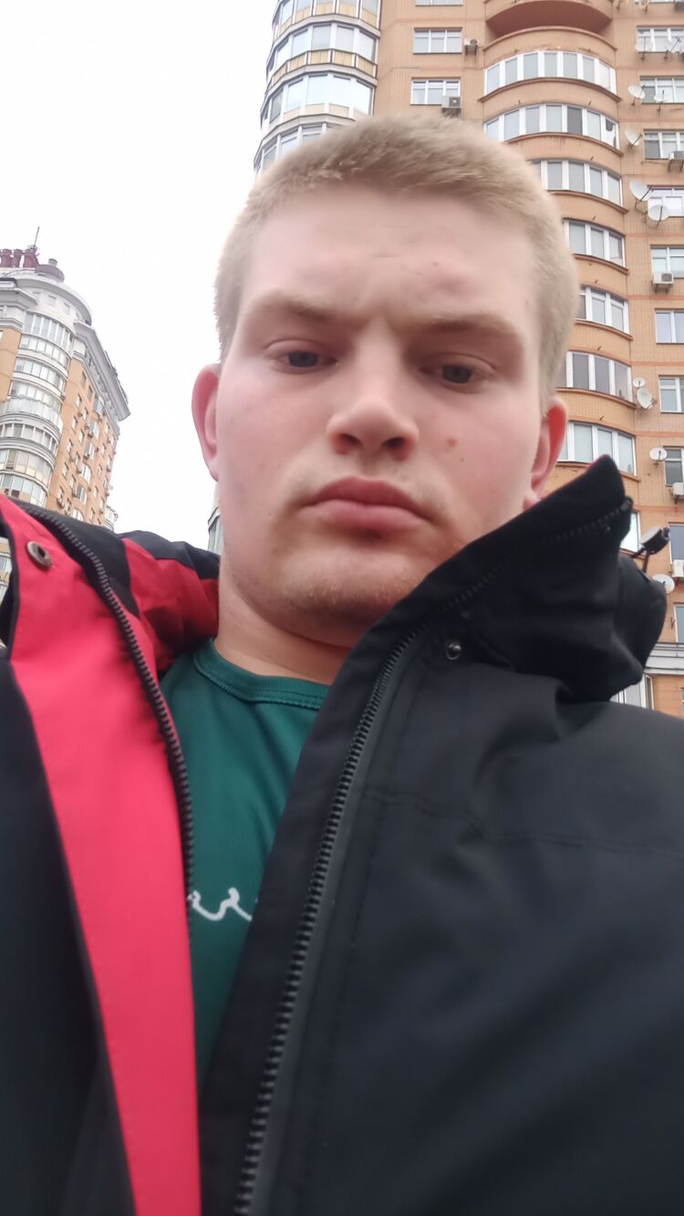  54709157  Ivan, 26 ,    