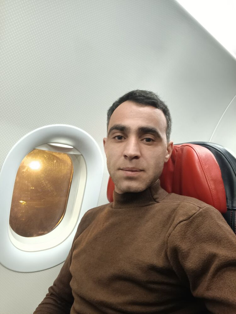  45056687  Novruz, 35 ,     