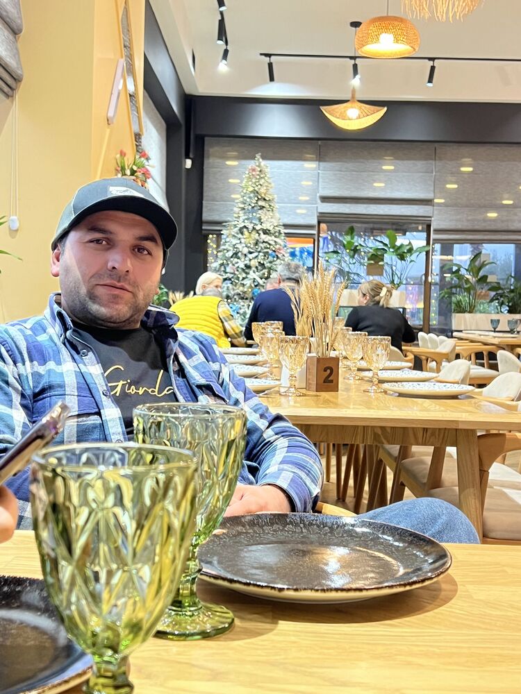  Homberg,   , 35 ,   ,   