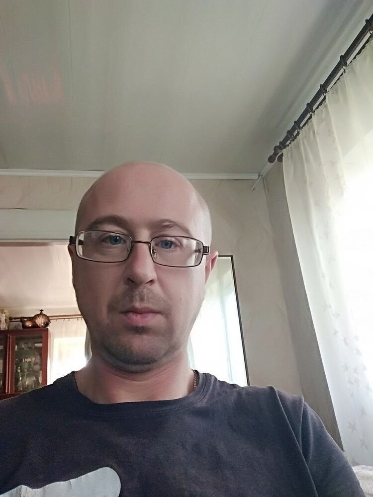  13713367  Senka, 45 ,    