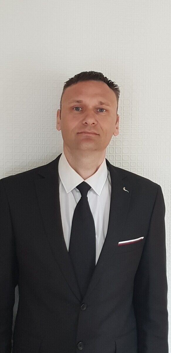 ���������� ����, ���� ������� Gundars, 50 ���, ������������ ��� ������, ����� � ���������, c�������� ���������