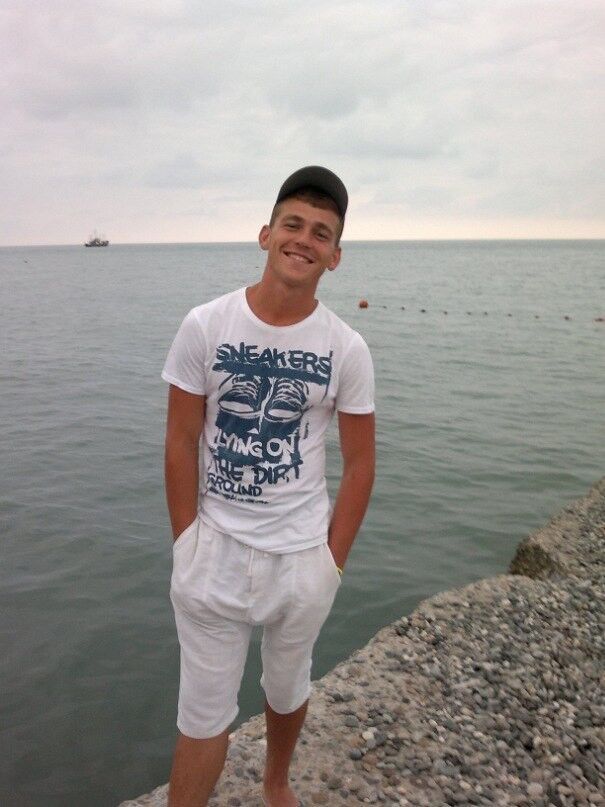  ,   Nikolos, 43 ,   ,   , c 