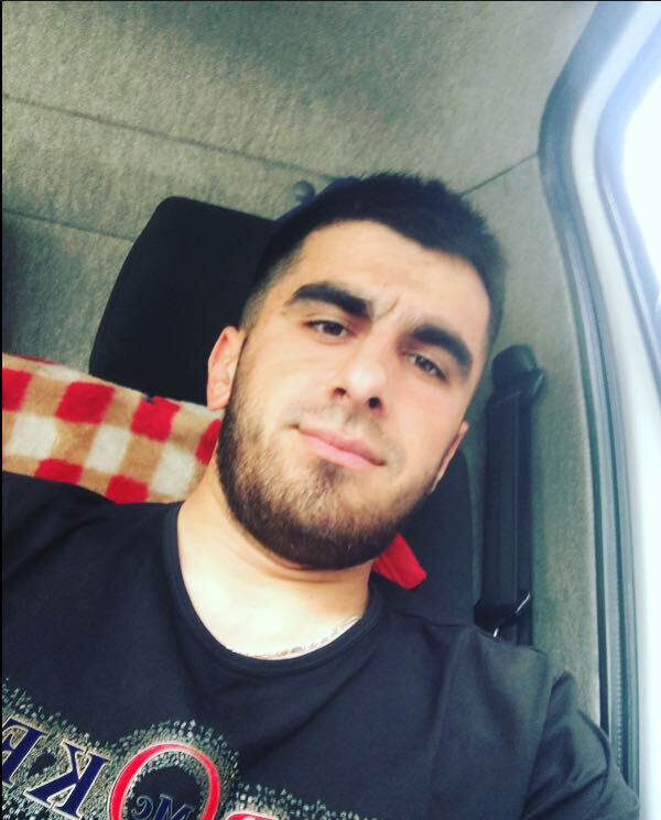  28431697  , 30 ,    