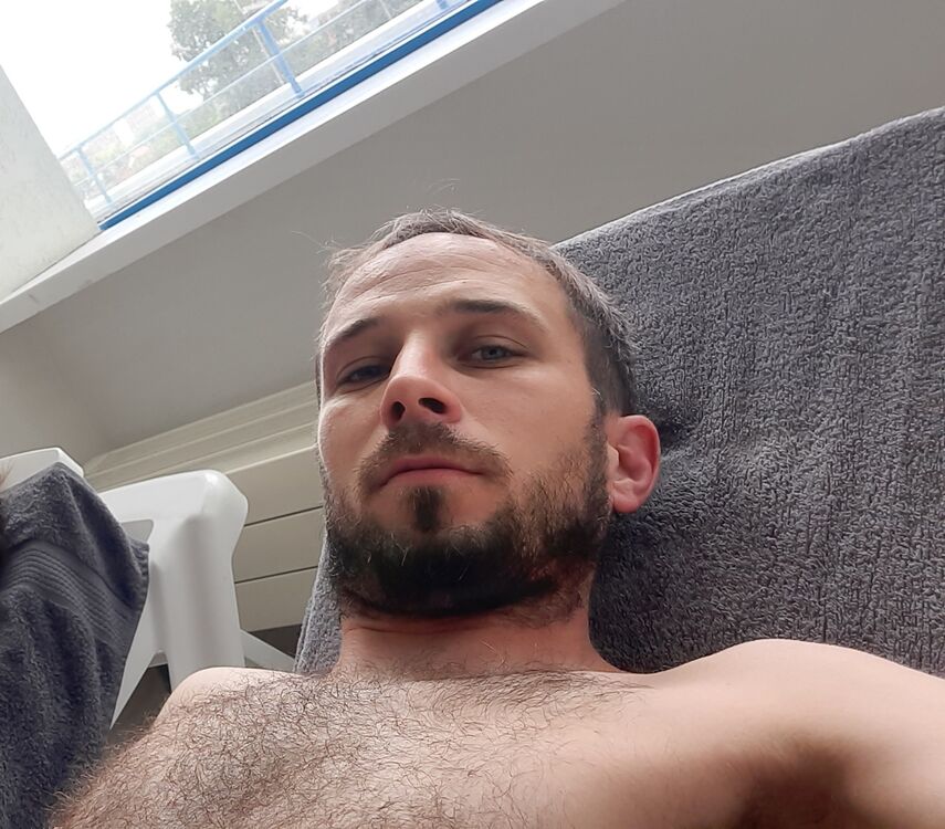  37117947  , 38 ,    