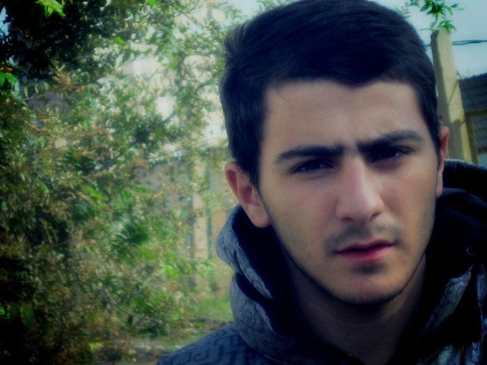  5448237  Arman, 31 ,    