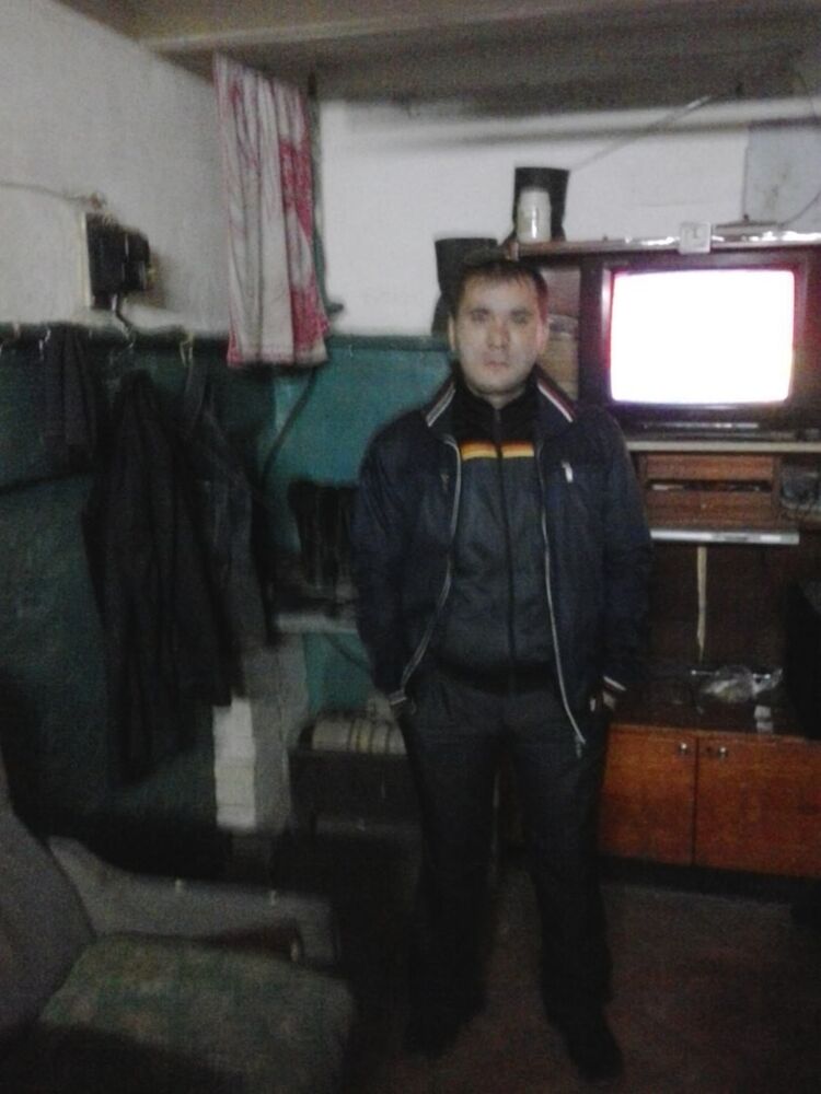  8520087  , 44 ,    