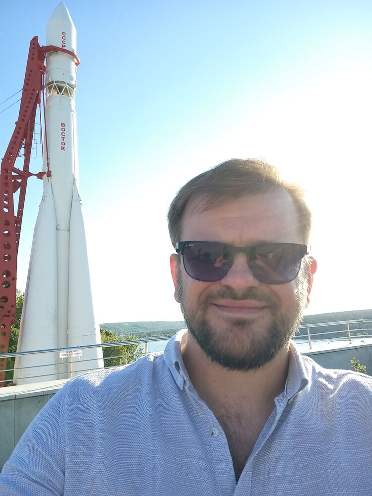  27639317  Sasha, 39 ,    