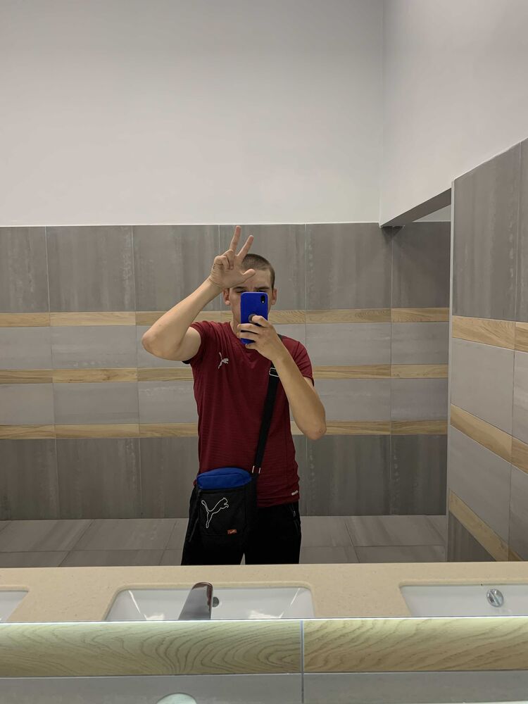 ���� 28724377 ����� Red, 23 ����, ���� ���������� � �������-��-����