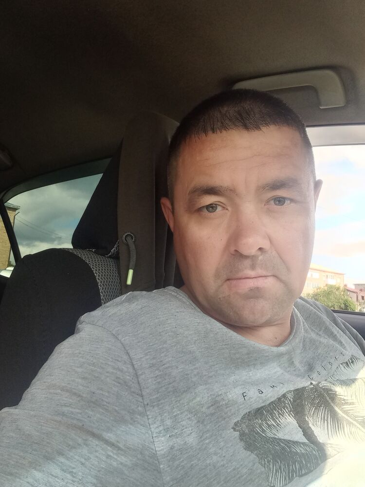  41418227  , 46 ,    