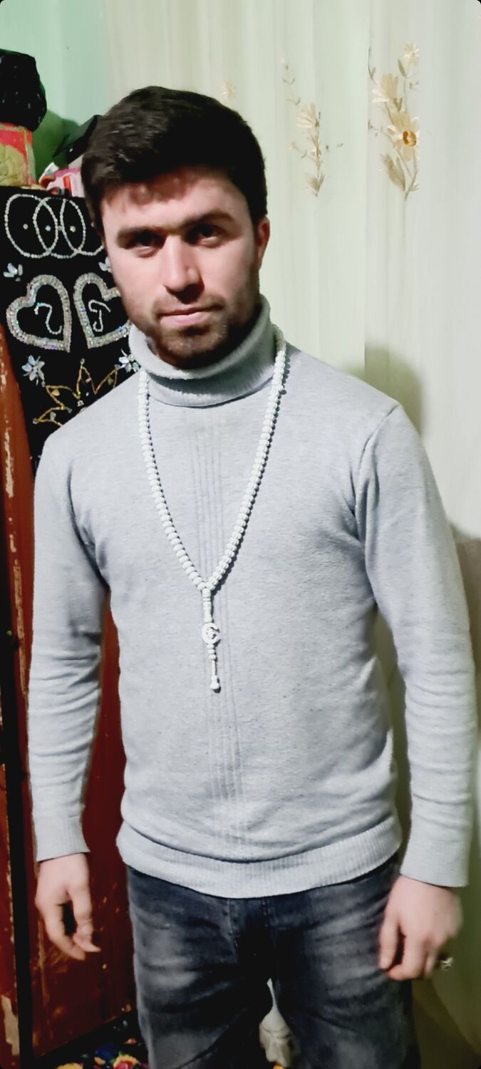  -,   Amir, 26 ,   ,   