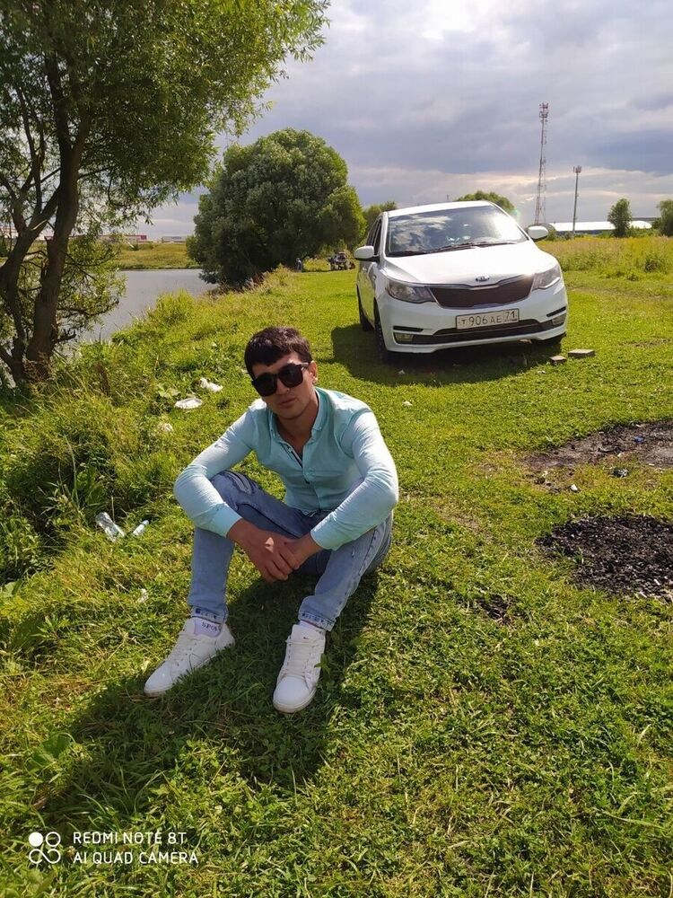  22020387  Elbek, 31 ,    