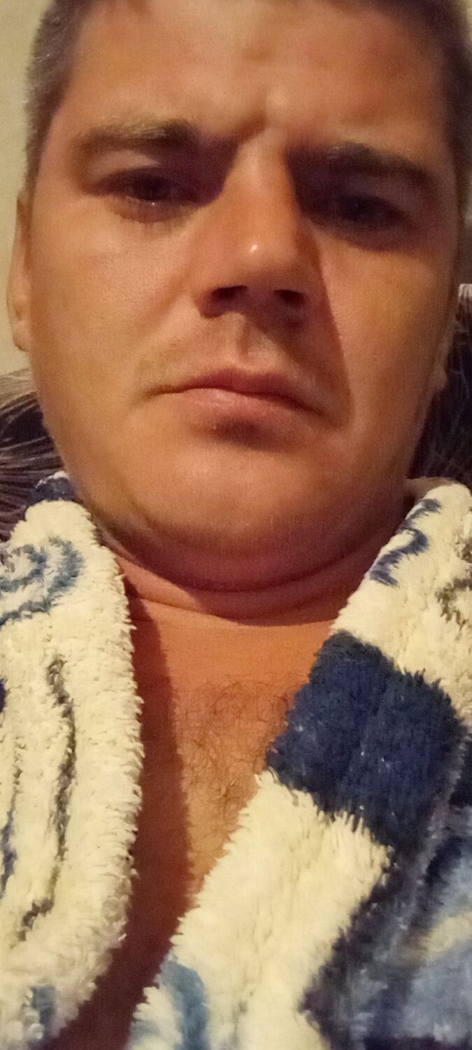  ,   Micha, 35 ,   ,   