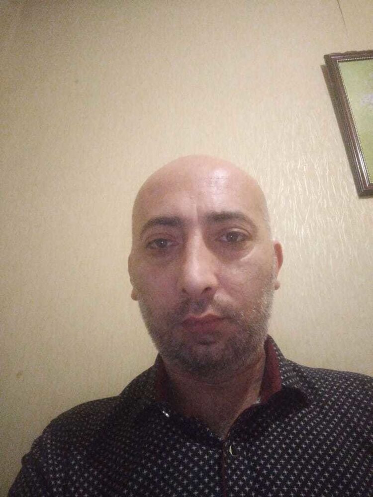  18086677   , 51 ,    
