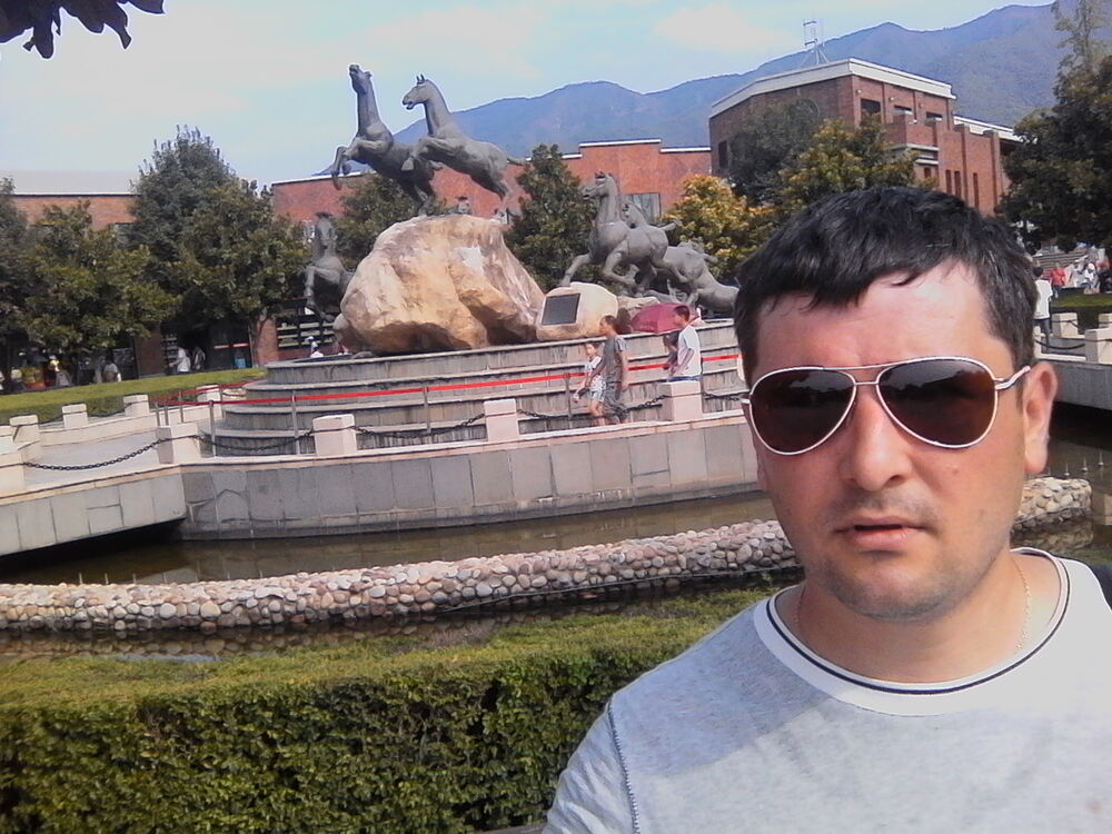  8300157  EVGHEN, 38 ,    