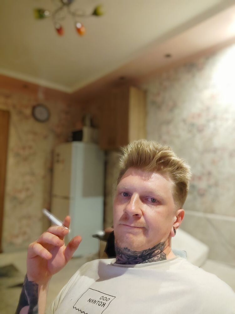  28257567  Pavel, 33 ,    