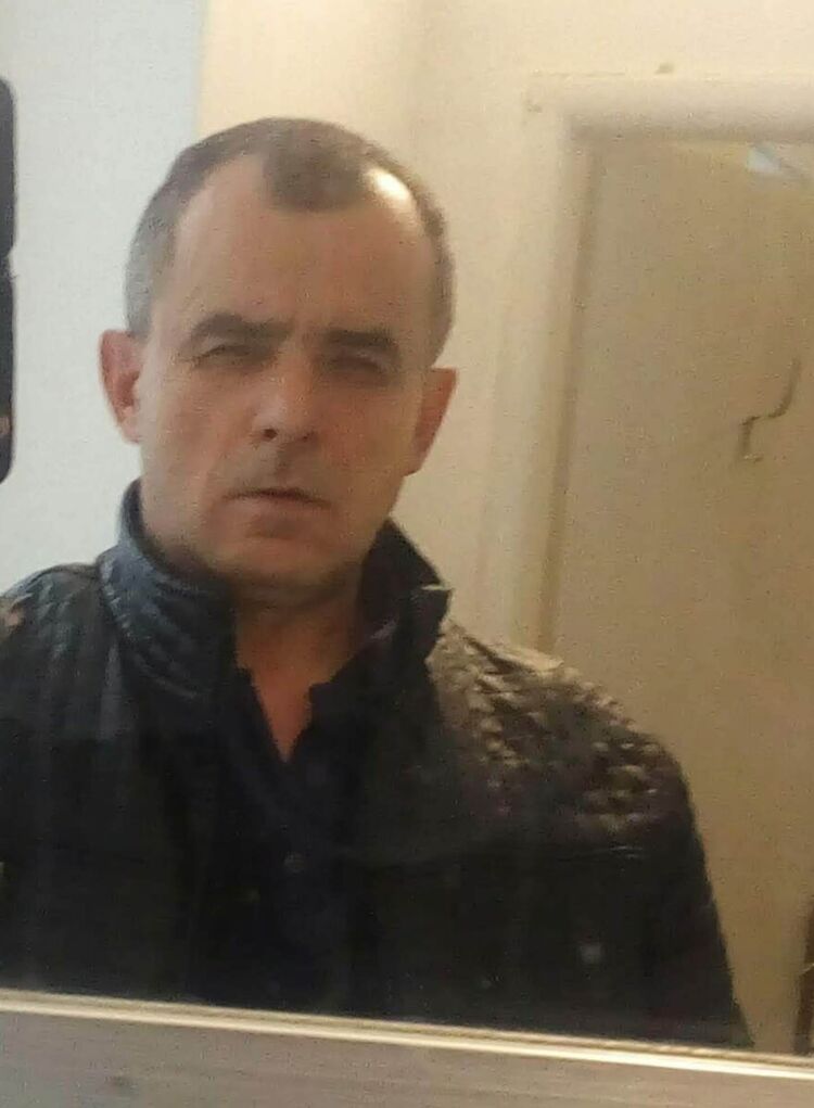  25351157  Vitalij, 60 ,    