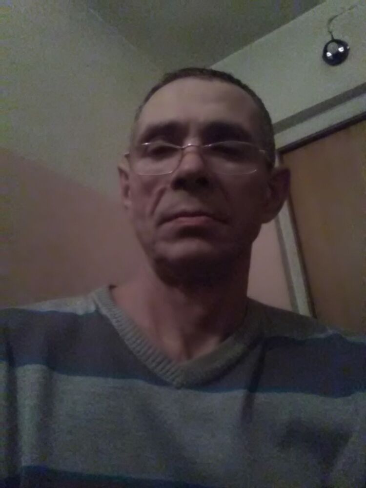 11732247  Sergei, 61 ,    