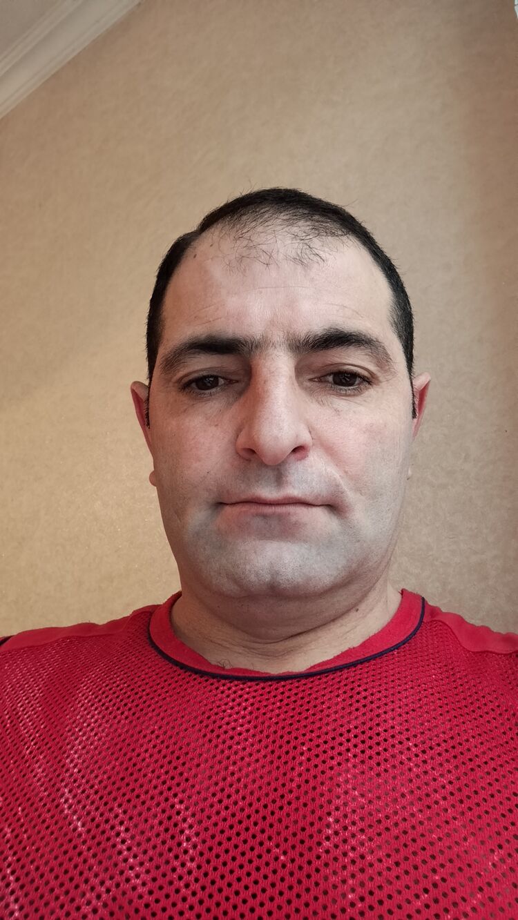  49010067  Spartak, 38 ,    