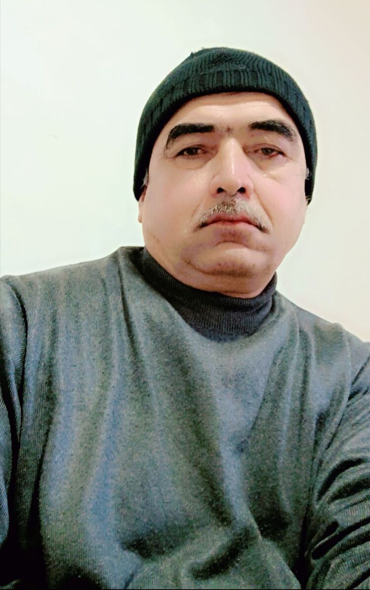  48141747  , 61 ,    