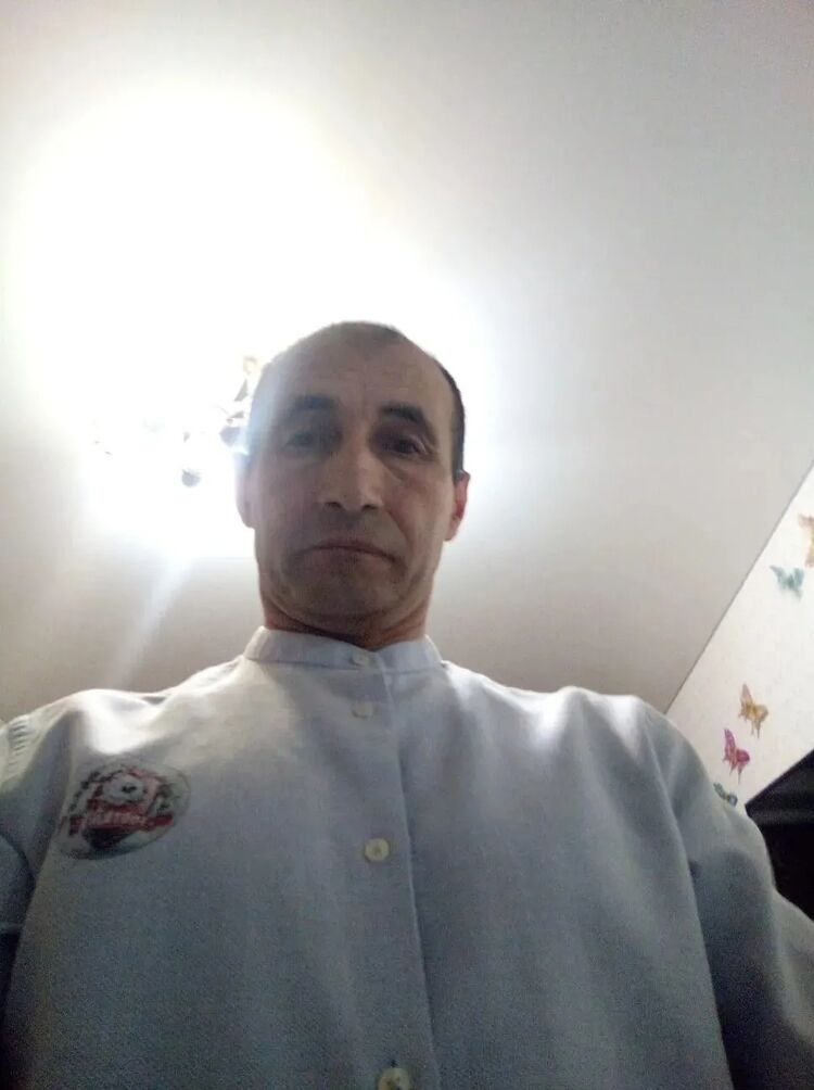  47775817  Ismayil, 46 ,    
