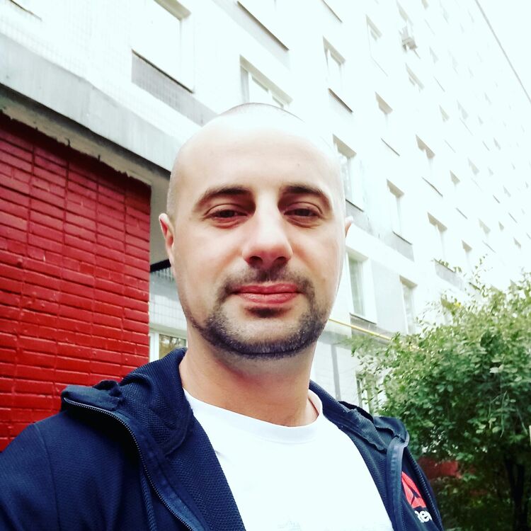  40231357  , 38 ,    