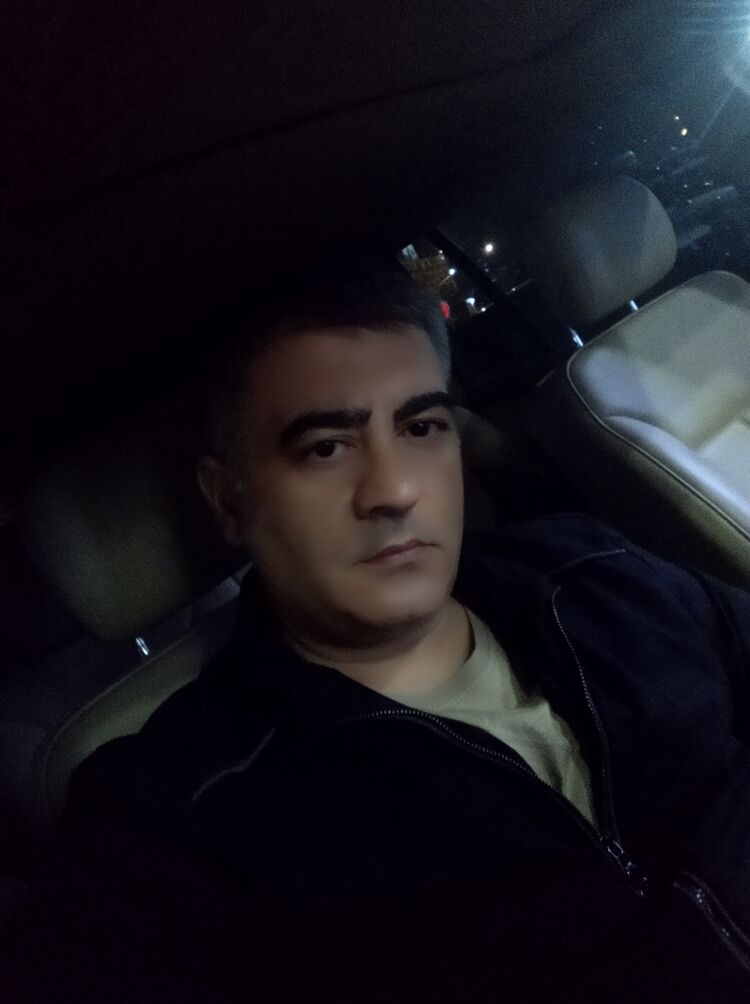  24520517  , 44 ,    