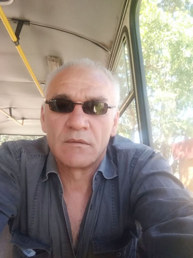  27544347  , 53 ,    
