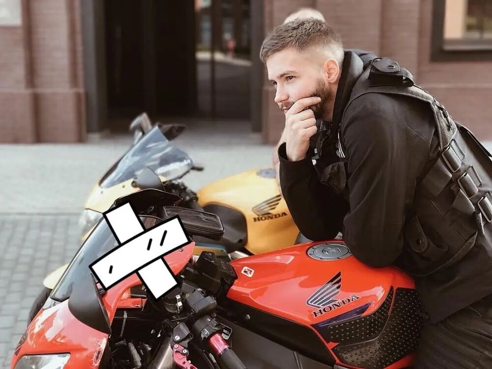  33039817  , 32 ,    -