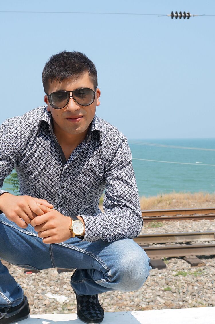  23877727  Foma, 36 ,    