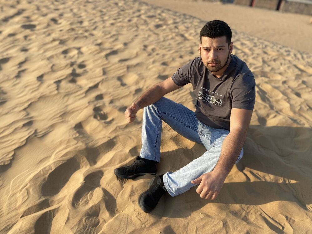  ,   Shoxrux, 27 ,   ,   