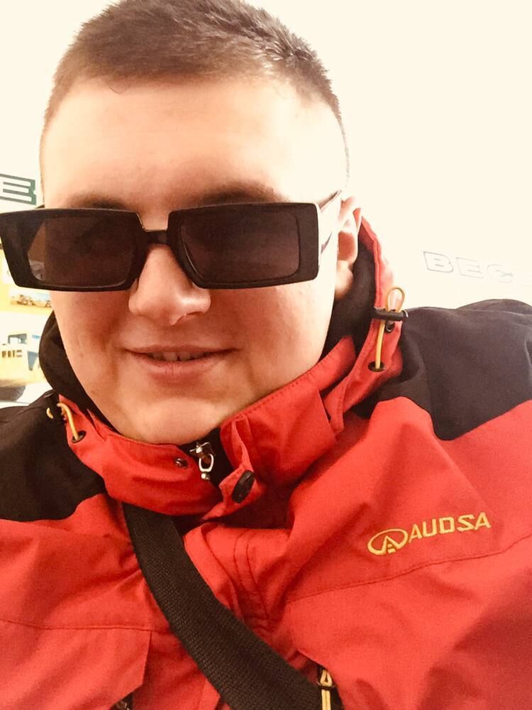 38634397  , 21 ,    