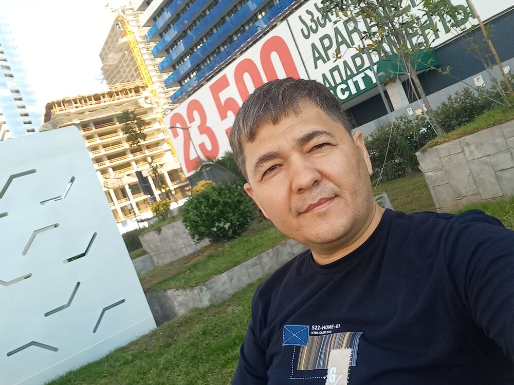  43640857  Serdar, 39 ,    