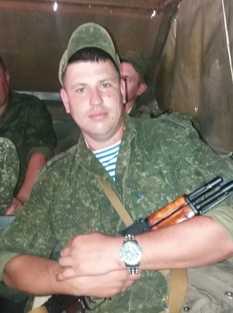  34572377  Evgeny, 35 ,    