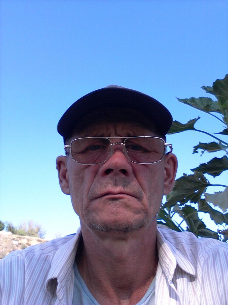  20655627  , 52 ,    