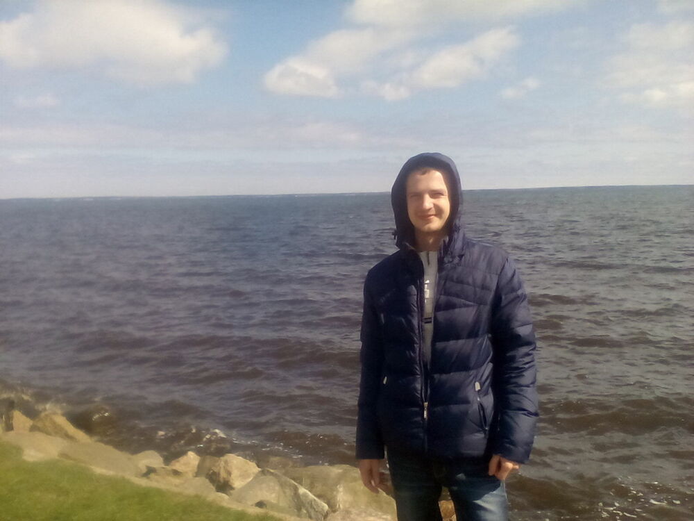  ,   Viktor, 35 ,   ,   , c 